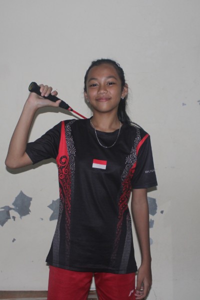 Aia Gladis